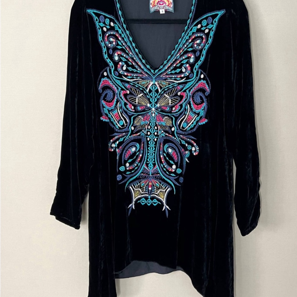 Do not buy/ sold on another site Johnny Was gorgeous size XXL velvet butterfly